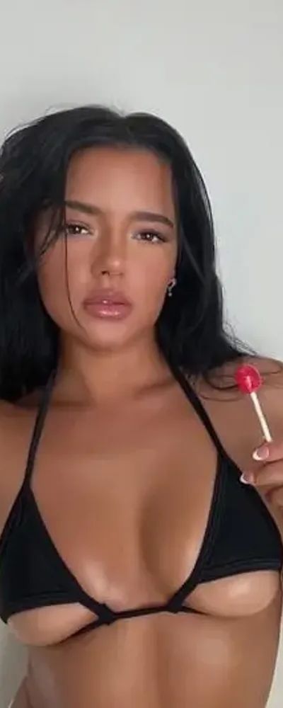 EMILY WOODS