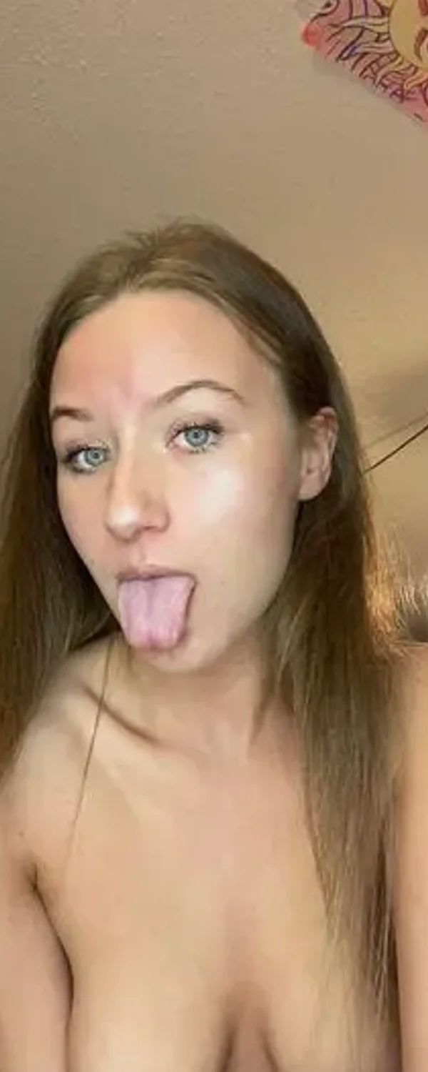 Paisley Snow ๐ค OnlyFans photo 1