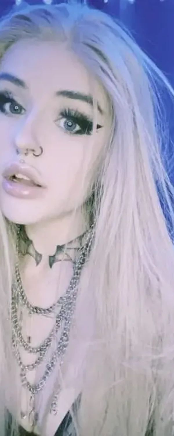 Lylee Lylee OnlyFans photo 1