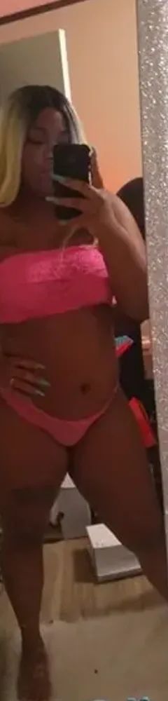 Ebonyhotwife