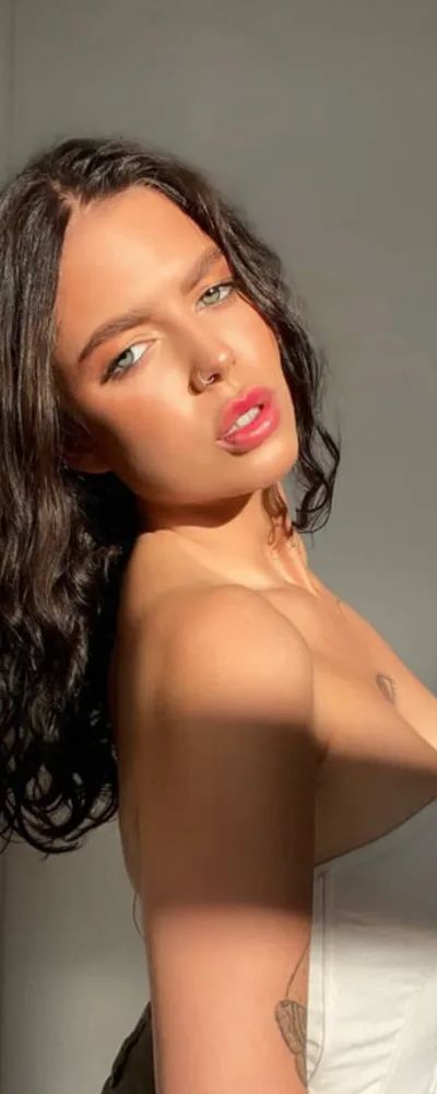 🌹 Bella Thorn 🌹