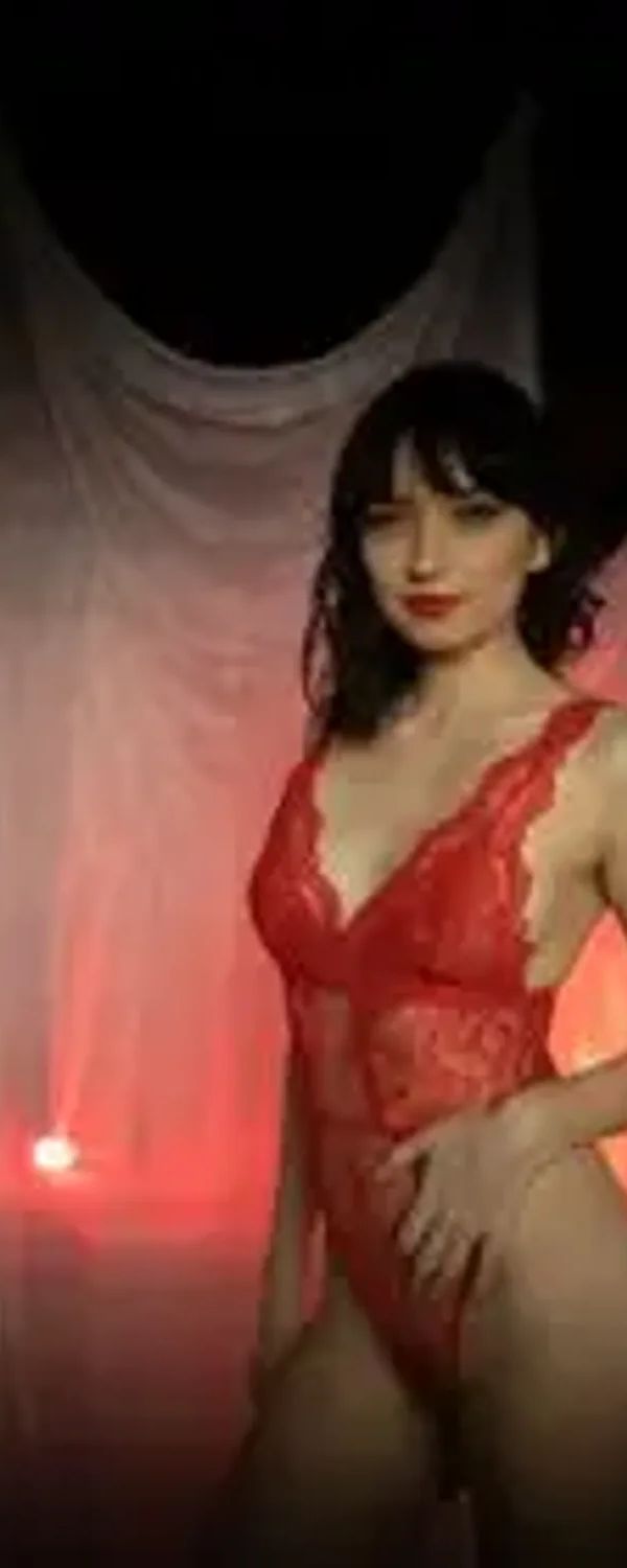 Goddess Leah OnlyFans photo 1