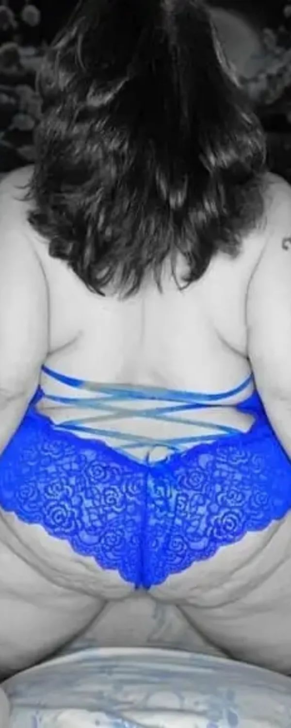 Amber Eyes OnlyFans photo 1