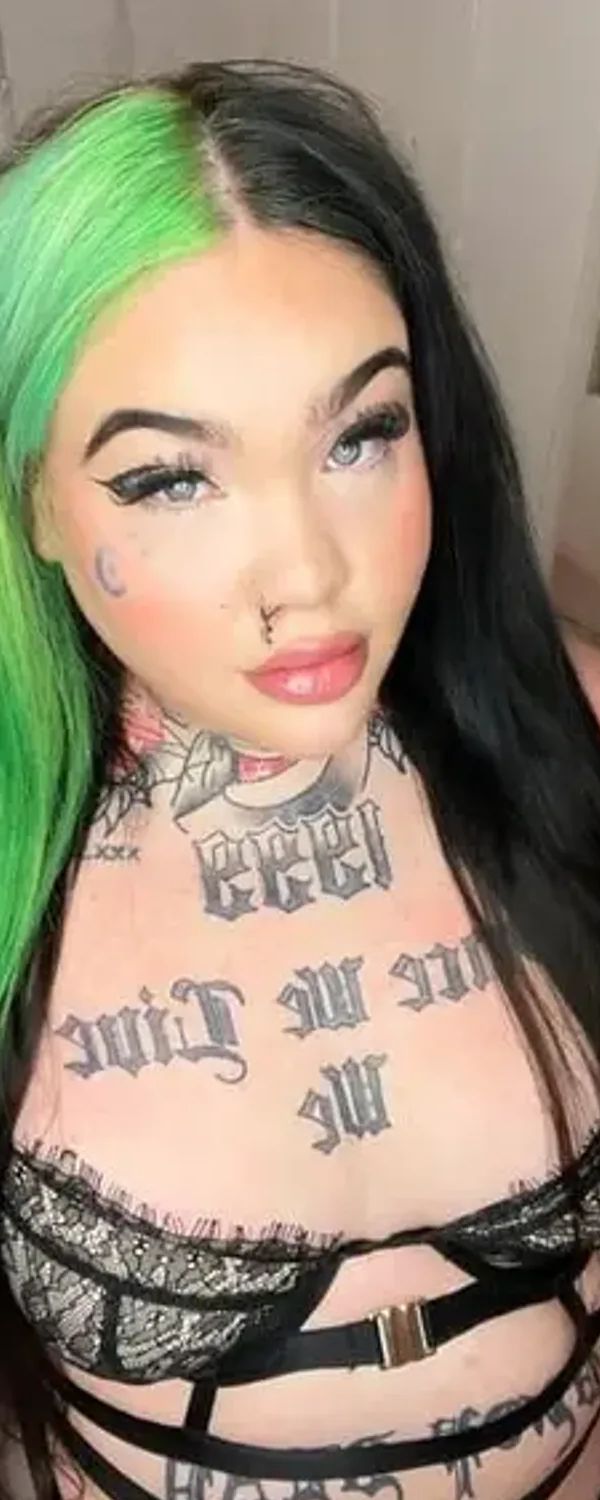 Skylar-rose Rodriguez OnlyFans photo 1
