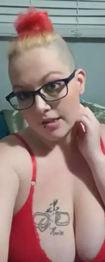 Bratasaurusfree