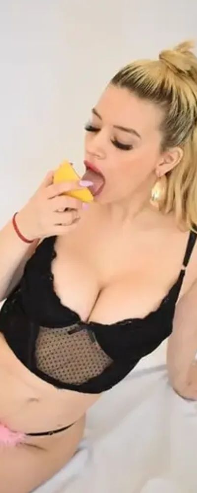 Anastasia Lux