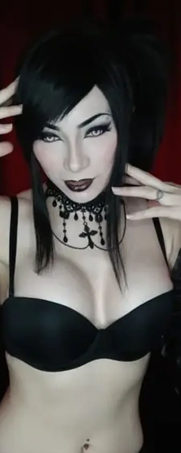 Nikki Nevermore OnlyFans photo 1