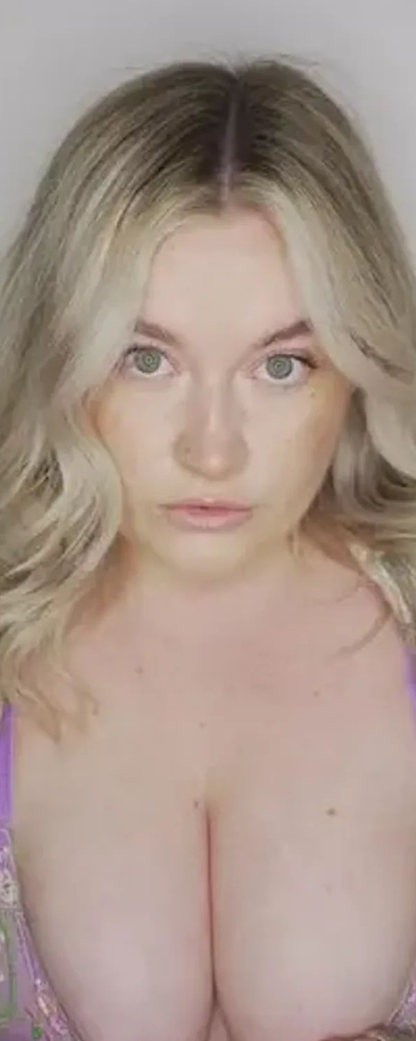 Edie James OnlyFans photo 1