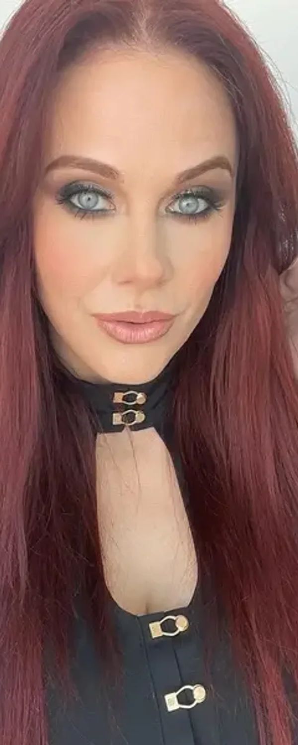 Maitland Ward OnlyFans photo 1