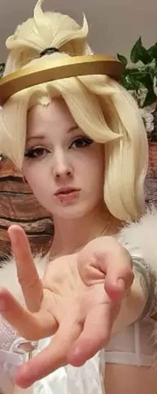 Riven Mercy (free Of) OnlyFans photo 1