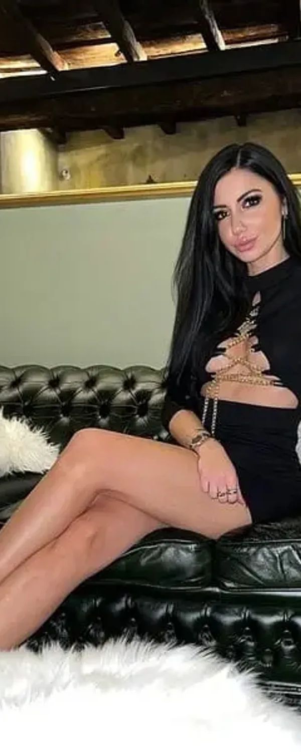 Lara La Zia OnlyFans photo 1
