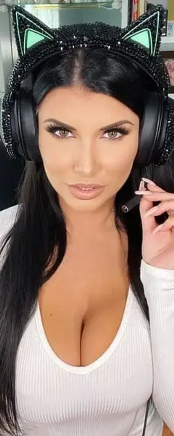 Romi Rain's FREE Onlyfans OnlyFans photo 1