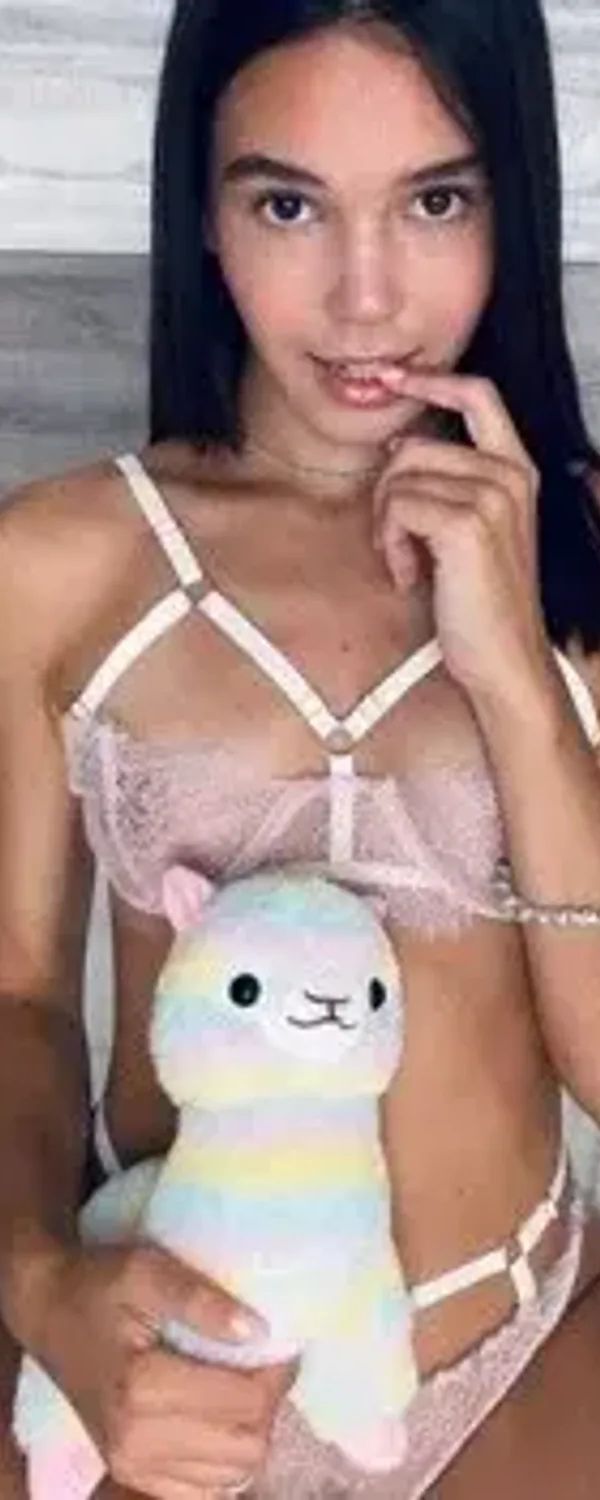 Lola Sweet XO OnlyFans photo 1