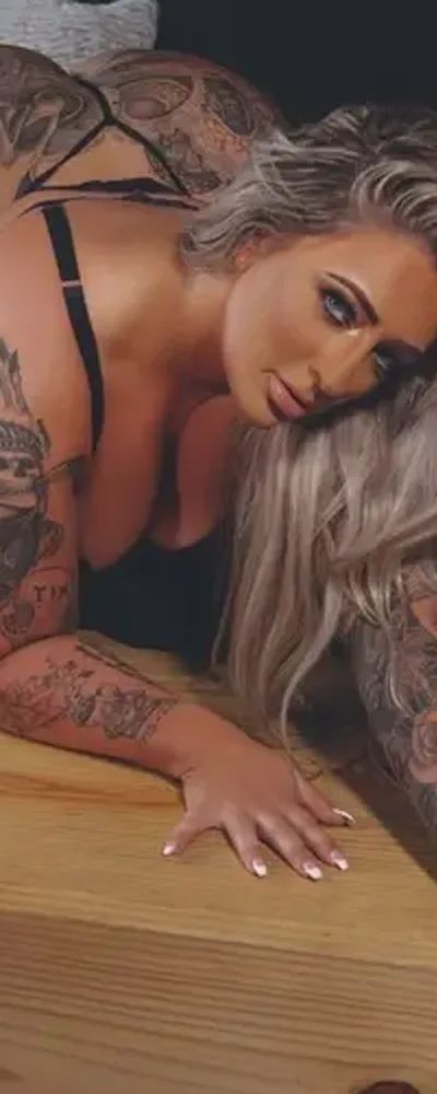 Miss Thick N Tatted 🐙