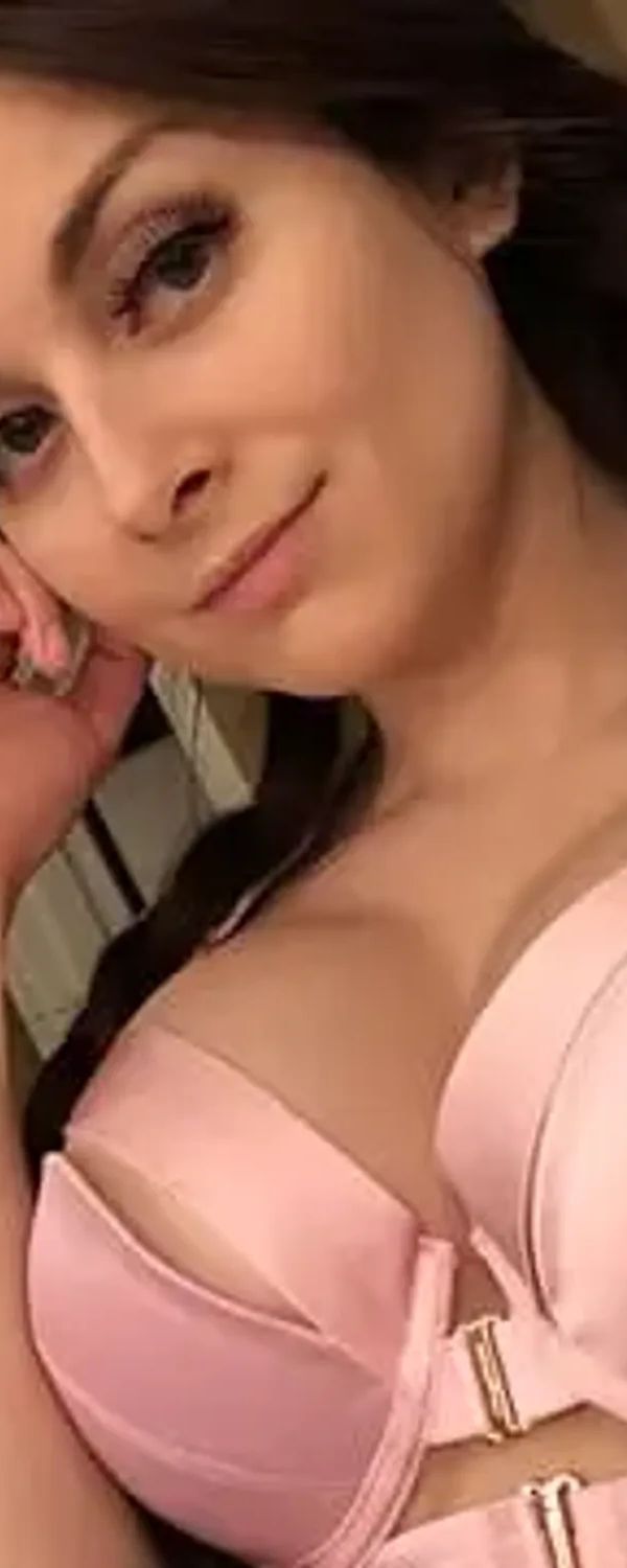 Ellie Idol OnlyFans photo 1
