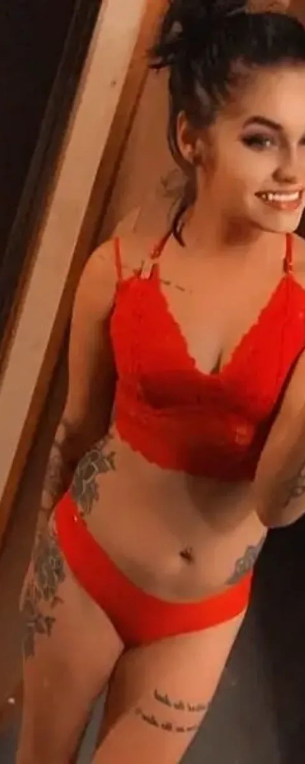 Brittany Cole OnlyFans photo 1