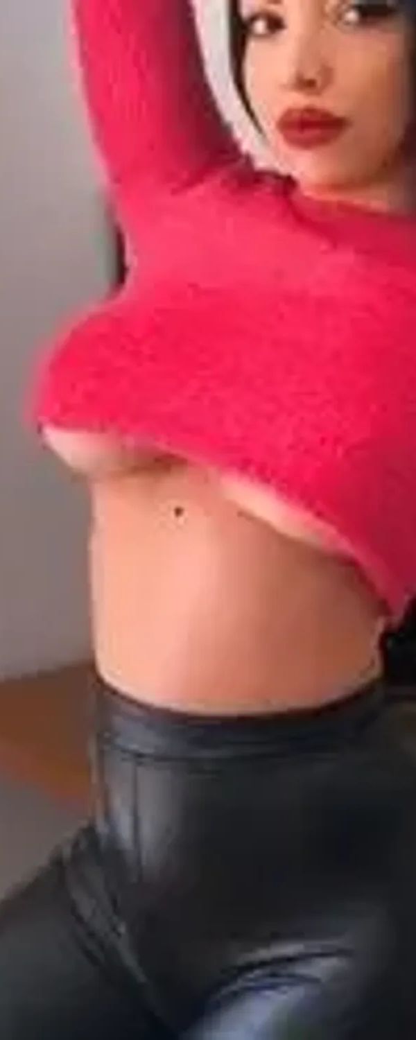 Desiree Cavallaro OnlyFans photo 1