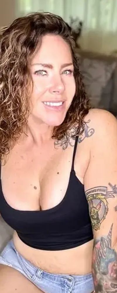 Naughty Momma😈