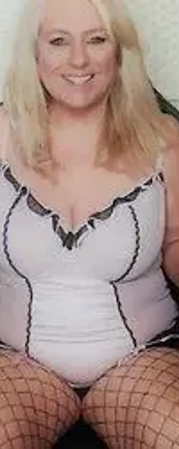 Mature Vixen OnlyFans photo 1