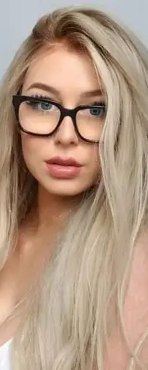 MIKAYLAH OnlyFans photo 1