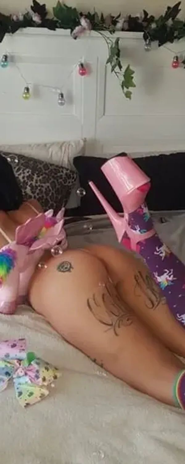White Trash🍒 OnlyFans photo 1