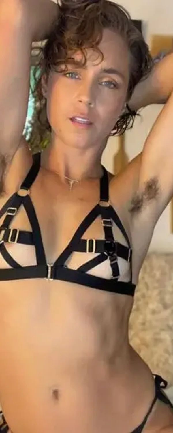 Willow Deean OnlyFans photo 1