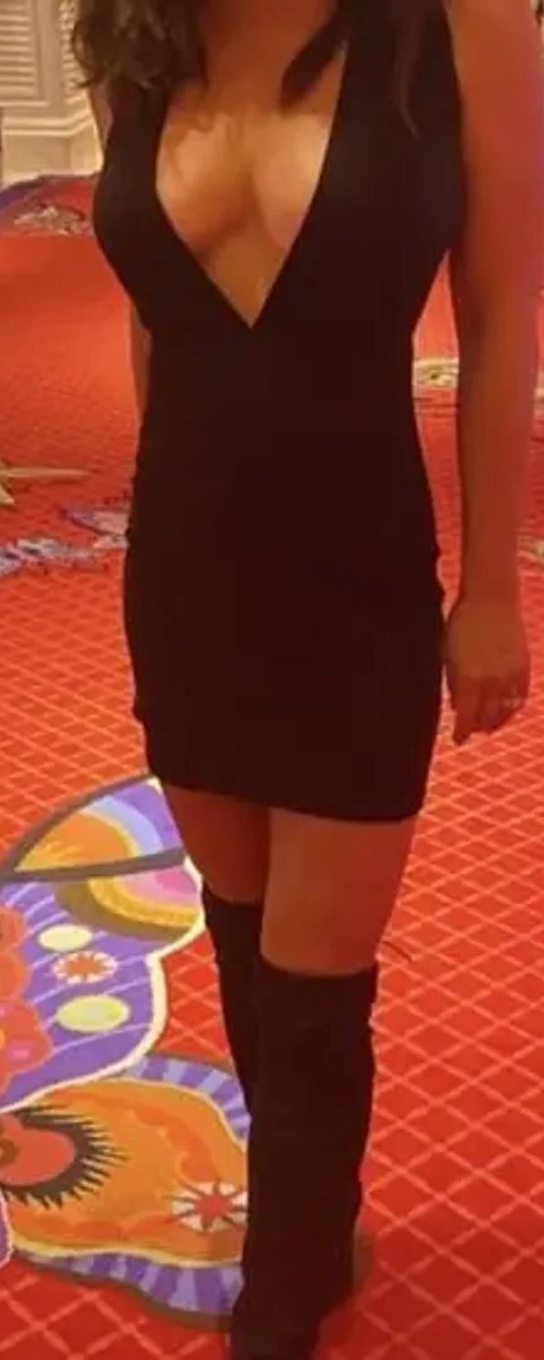 Hot Asian Hotwife OnlyFans photo 1