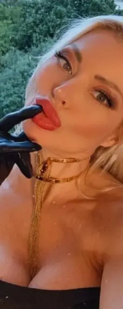 Monique Covet