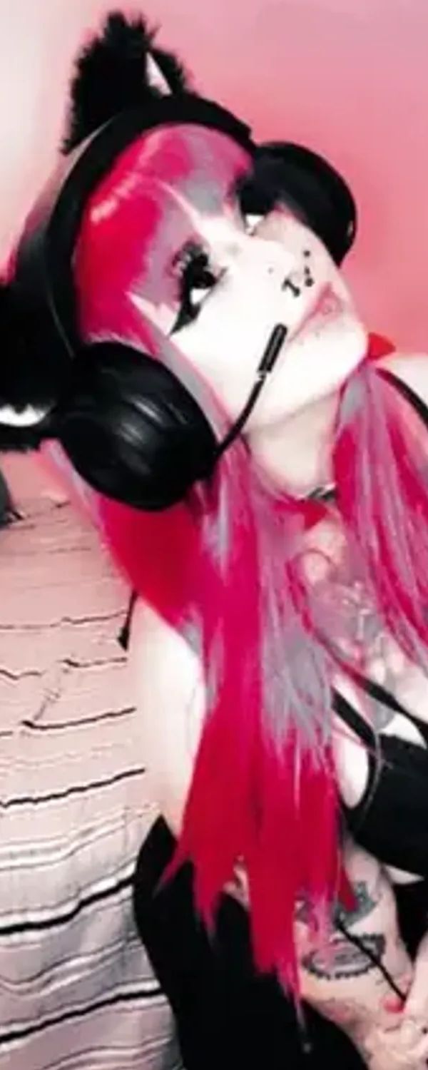Emma May Byte OnlyFans photo 1