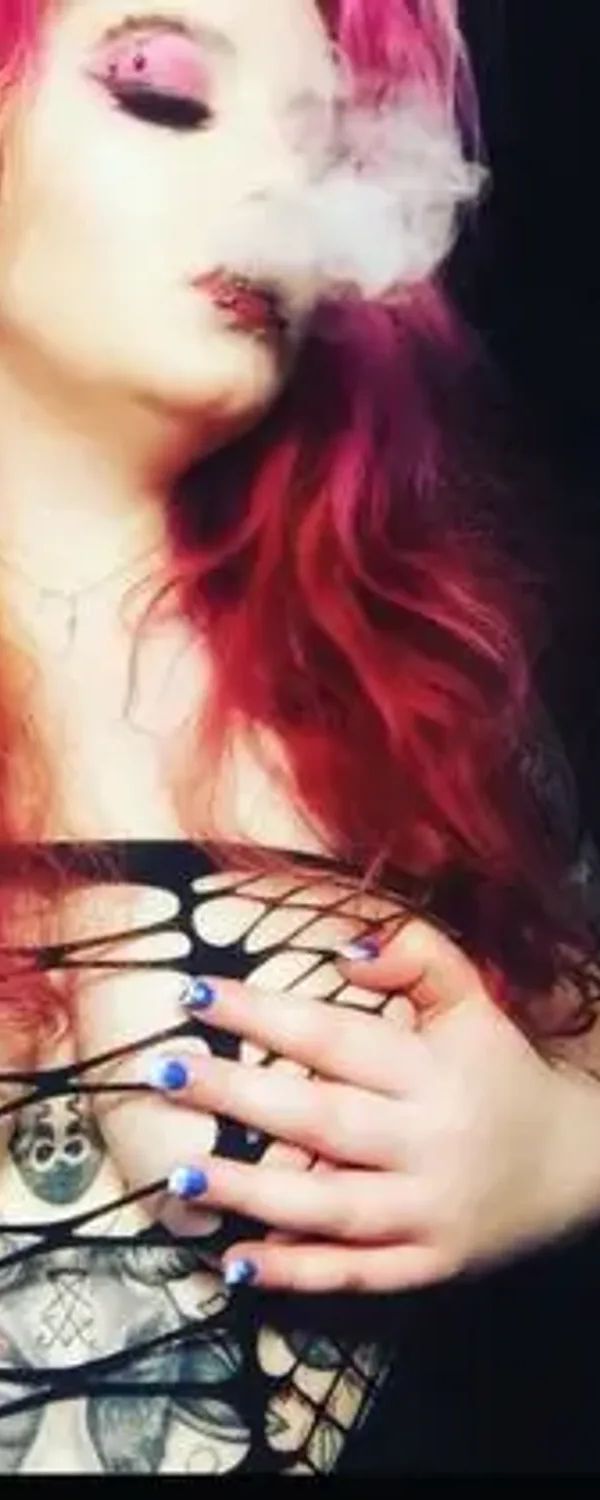 Big Tiddy Goth Hippy GF OnlyFans photo 1