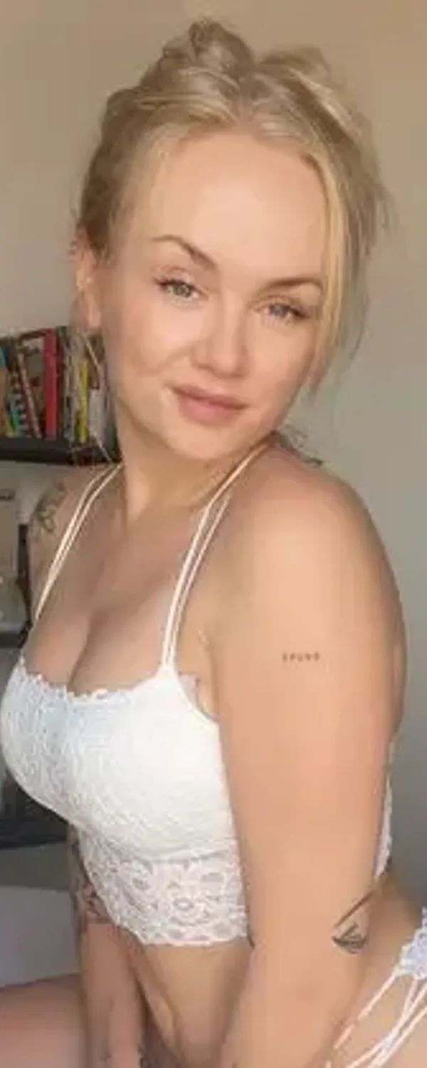 Alexi Sparks OnlyFans photo 1
