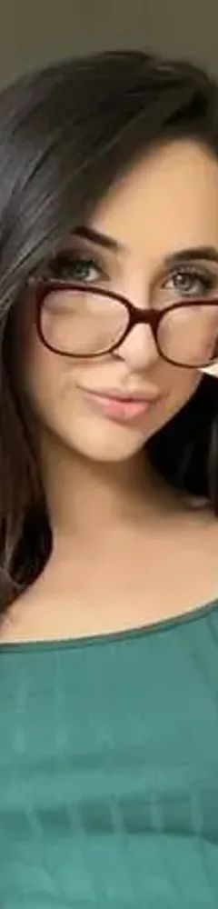 BRITISH YASMIN 🇬🇧 🩷