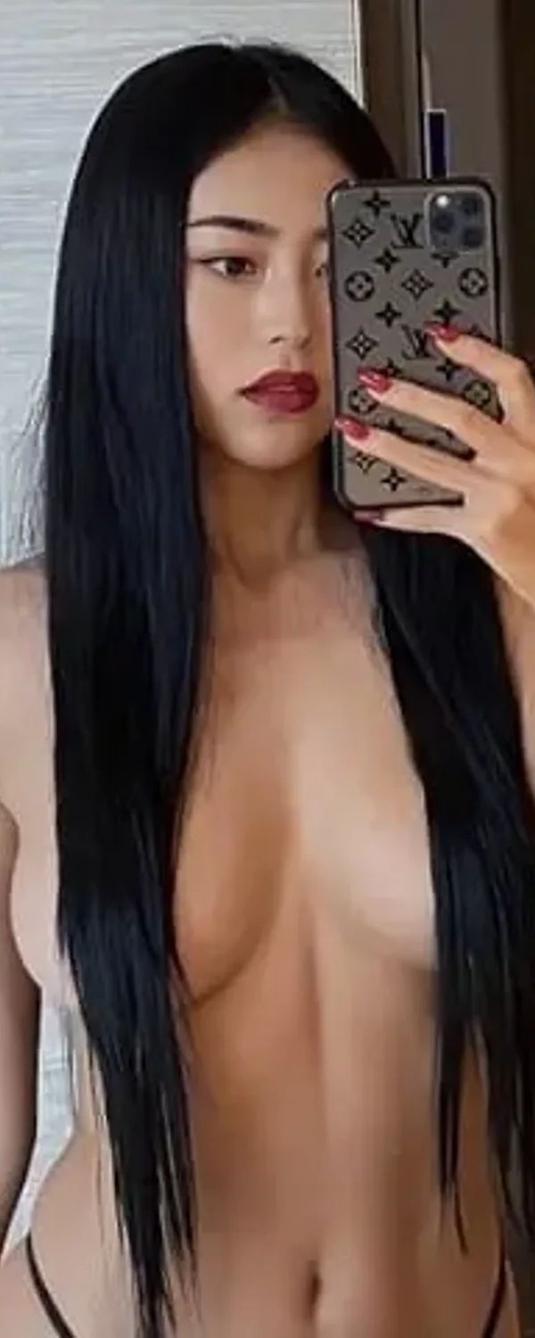 RINA TOEDA OnlyFans photo 1