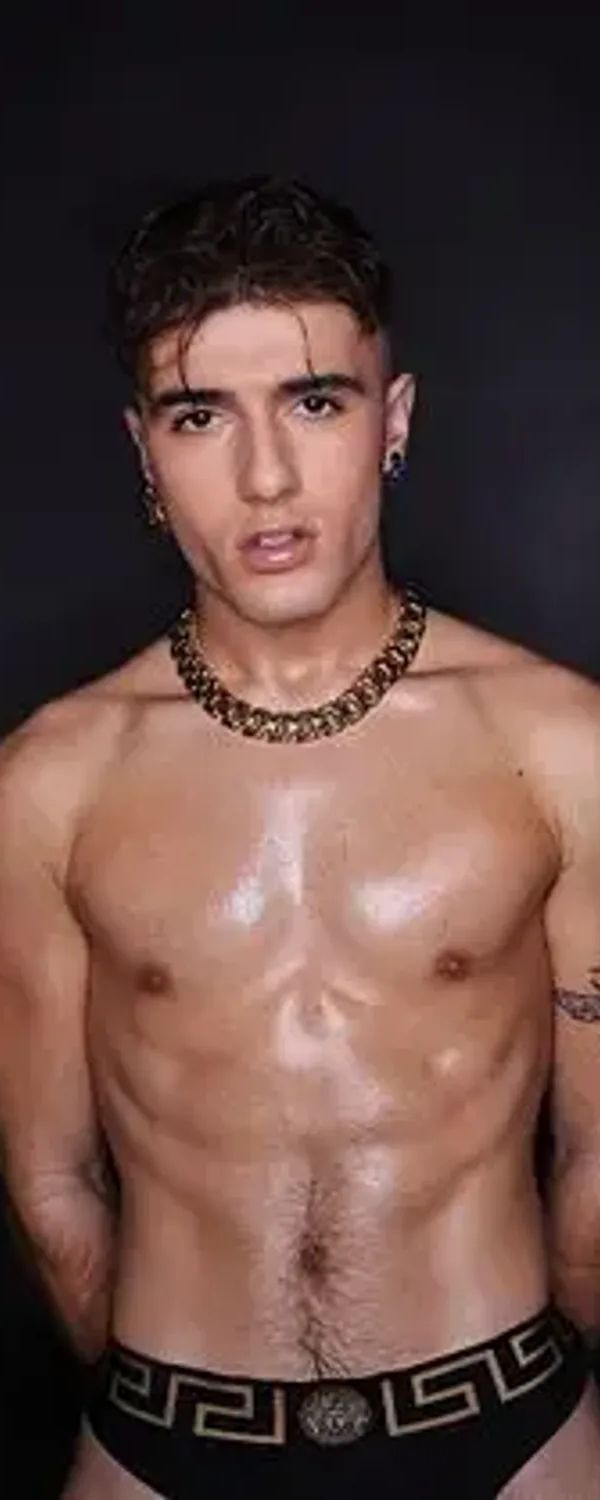 Simon OnlyFans photo 1