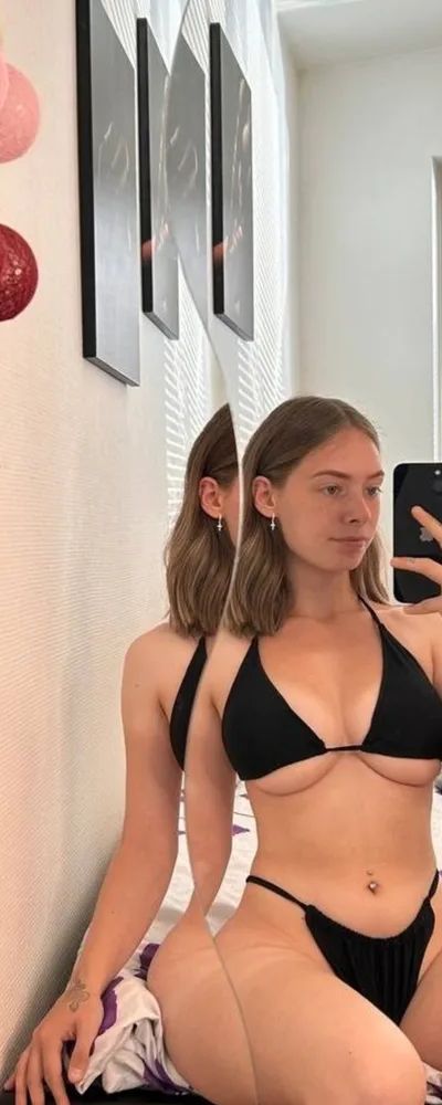 🌿petite Lucy💦💦 SUB TO MY VIP Page🥵