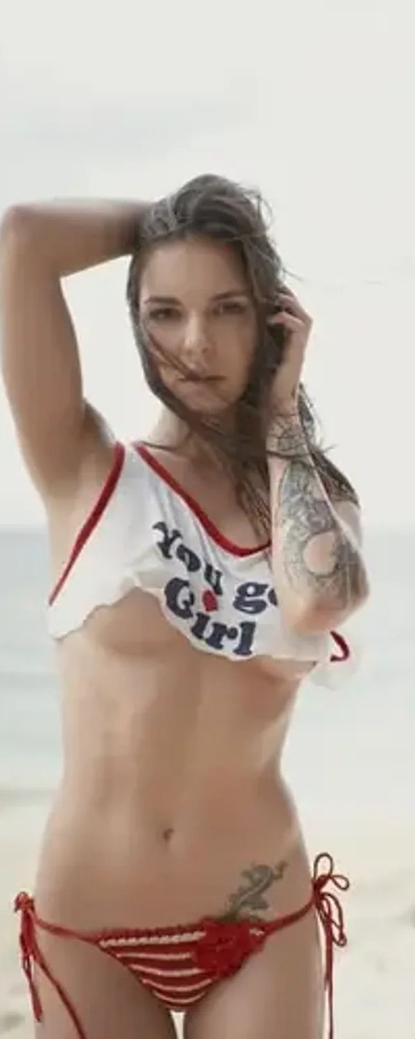 Alina Henessy OnlyFans photo 1