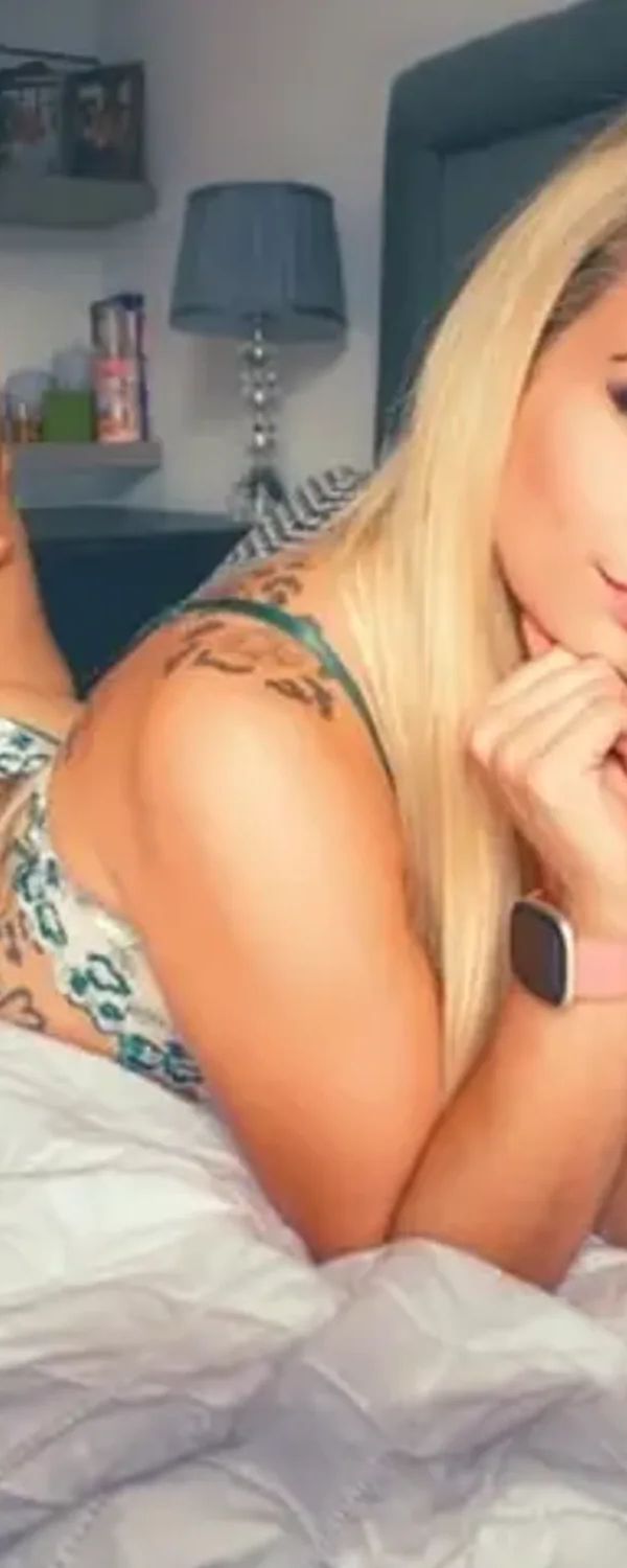 Goddess Suzie OnlyFans photo 1