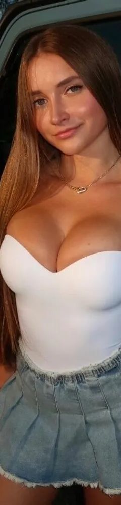 Skylar - Kinky Wife