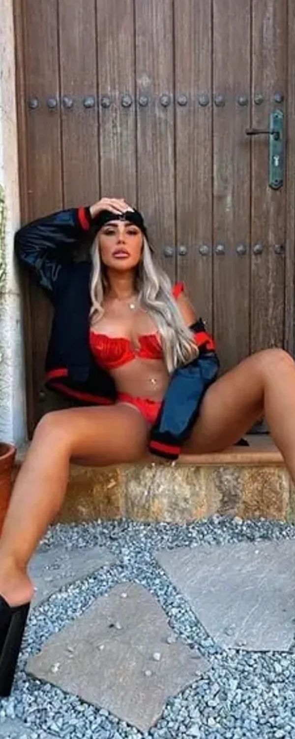 Sophie Kasaei OnlyFans photo 1