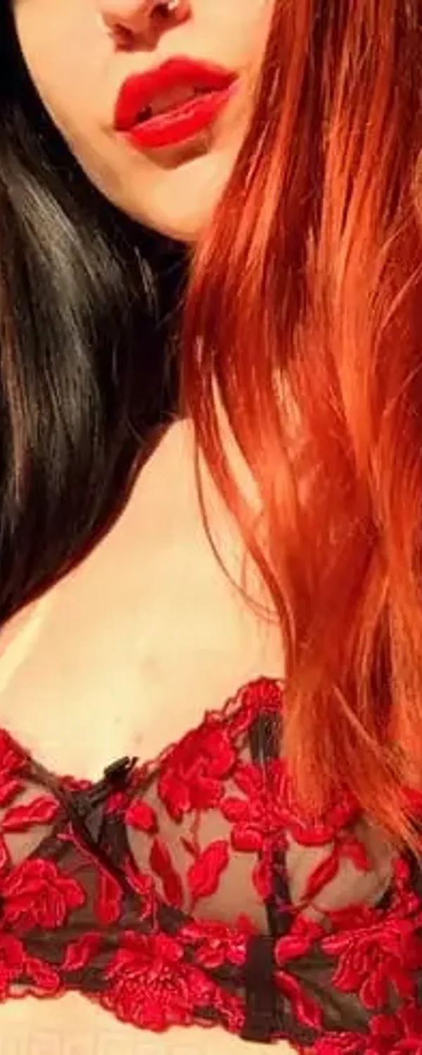 Cariad 🖤 PORN ON PAGE OnlyFans photo 1