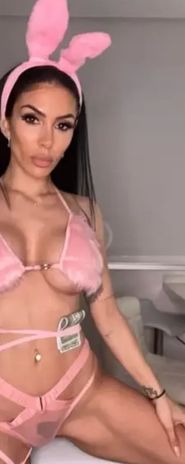 Silvia Sicilia OnlyFans photo 1