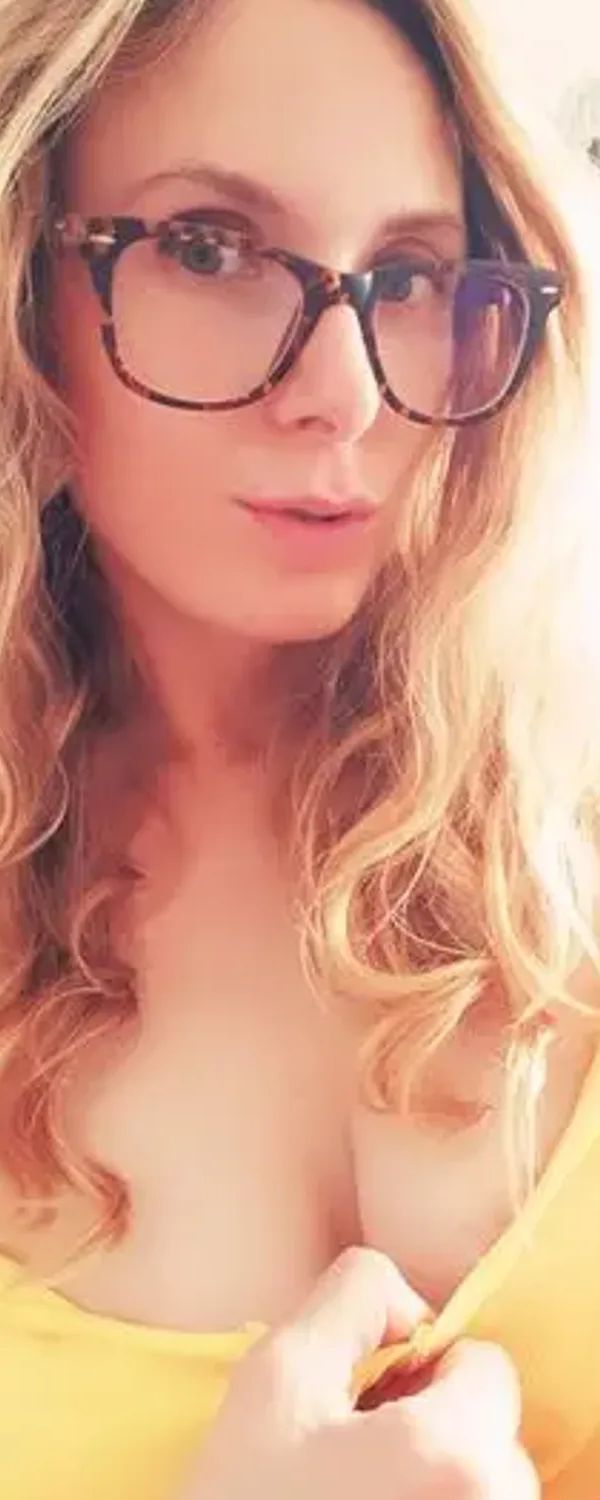 Ellyedelweiss OnlyFans photo 1