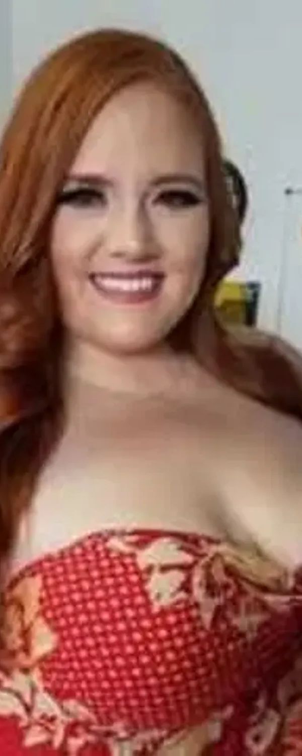 Julie Ginger OnlyFans photo 1