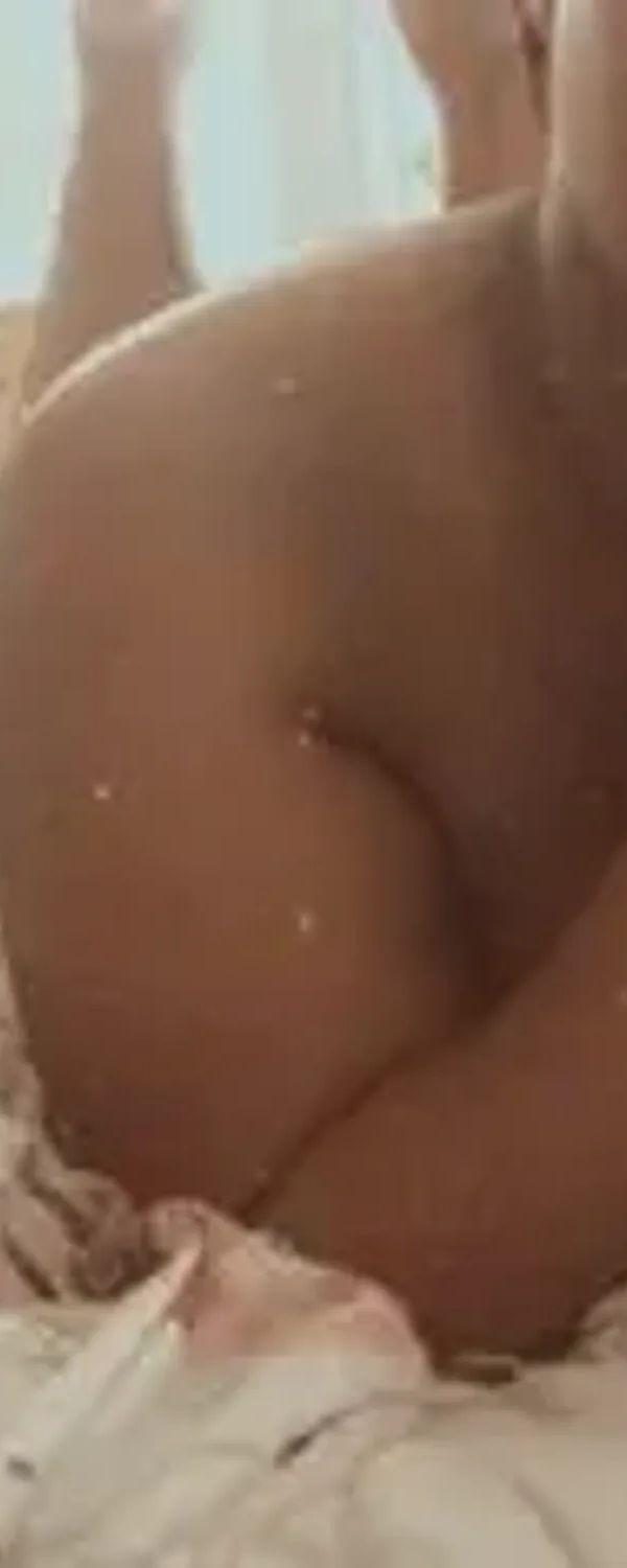Honeye🍯💋 OnlyFans photo 1