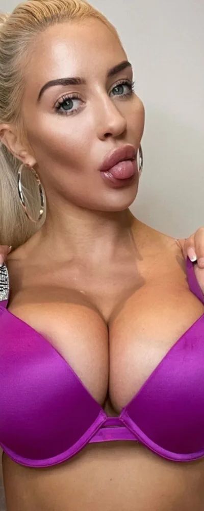 SIENNA DAY