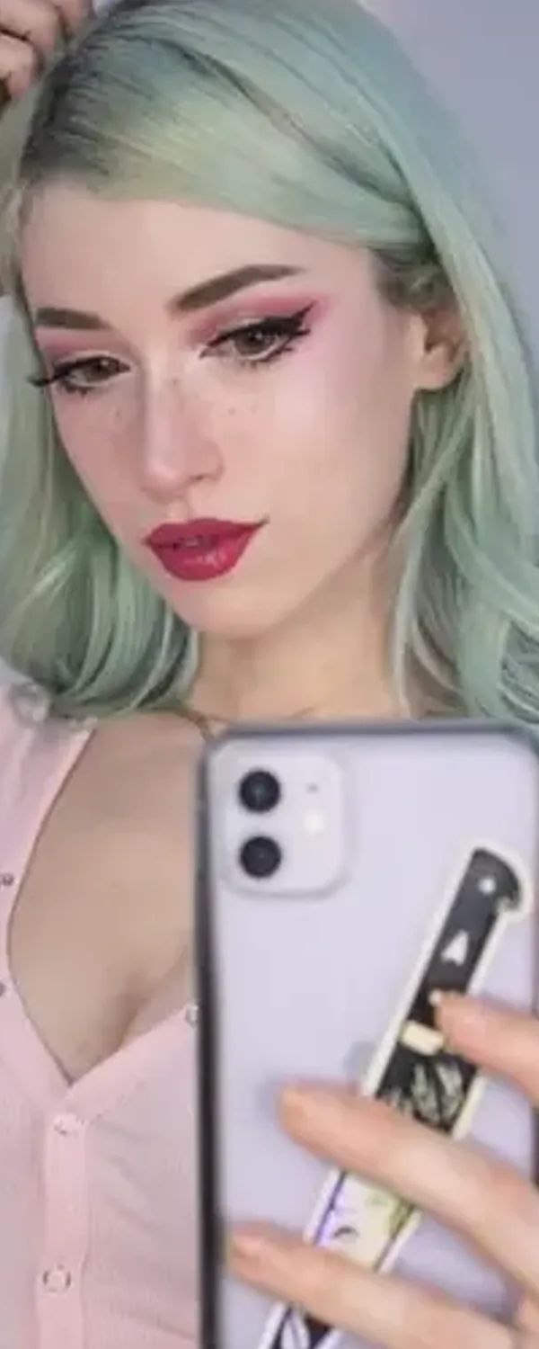 Morganlefoy OnlyFans photo 1