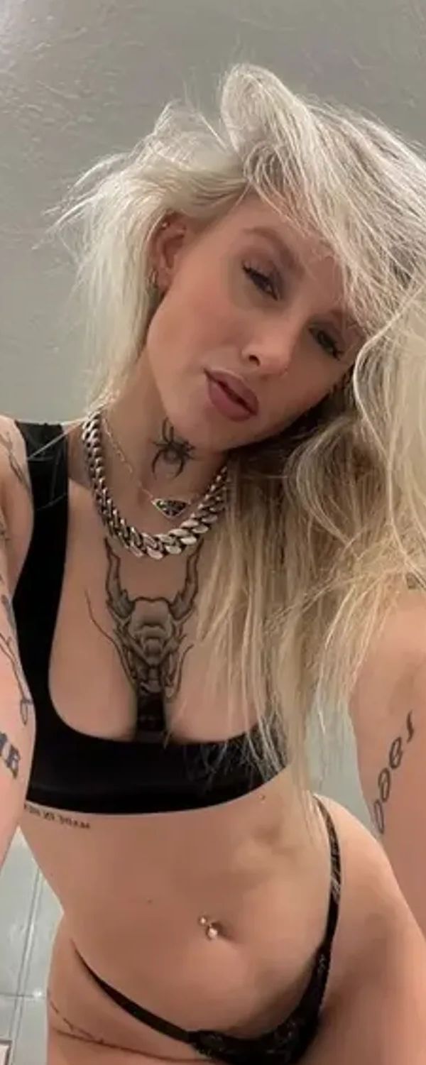 Jay🖤 RATED #1 HOTTEST TATTOO GIRL ON OF OnlyFans photo 1
