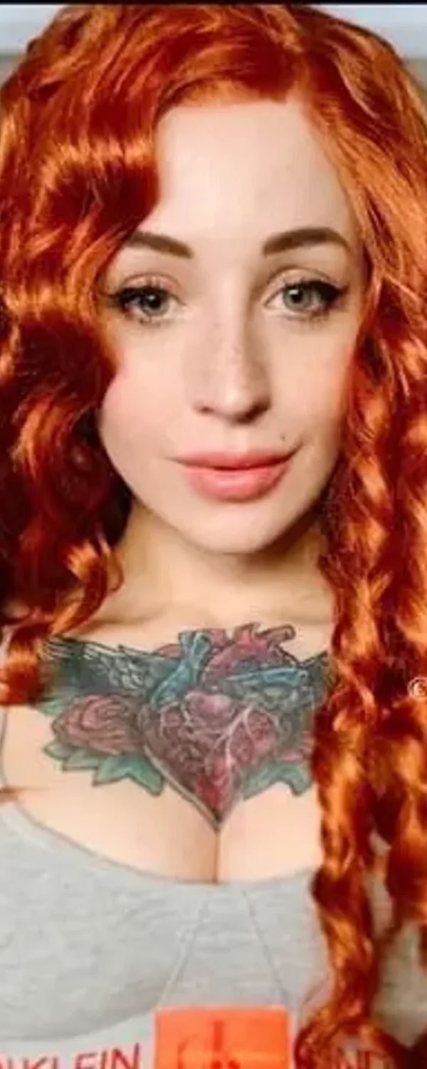 🎨yana Sinner🦊 Tattooed Nerdy Redhead OnlyFans photo 1