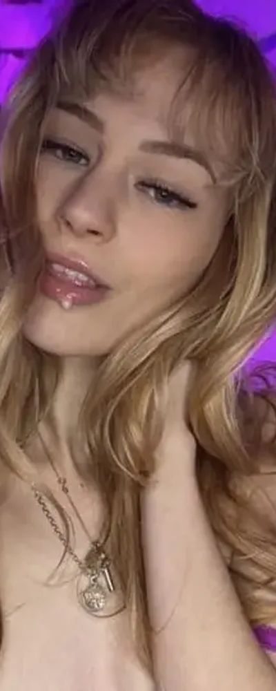 Violet 🧚🏼‍♀️