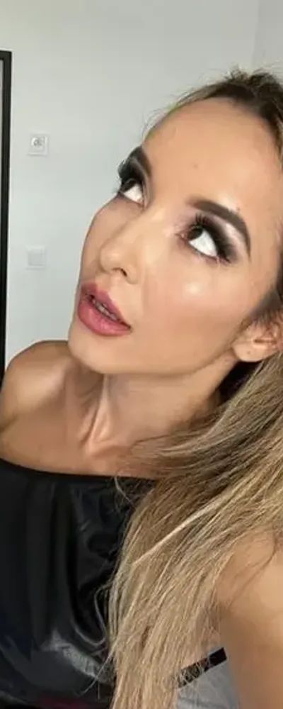 Francys Belle